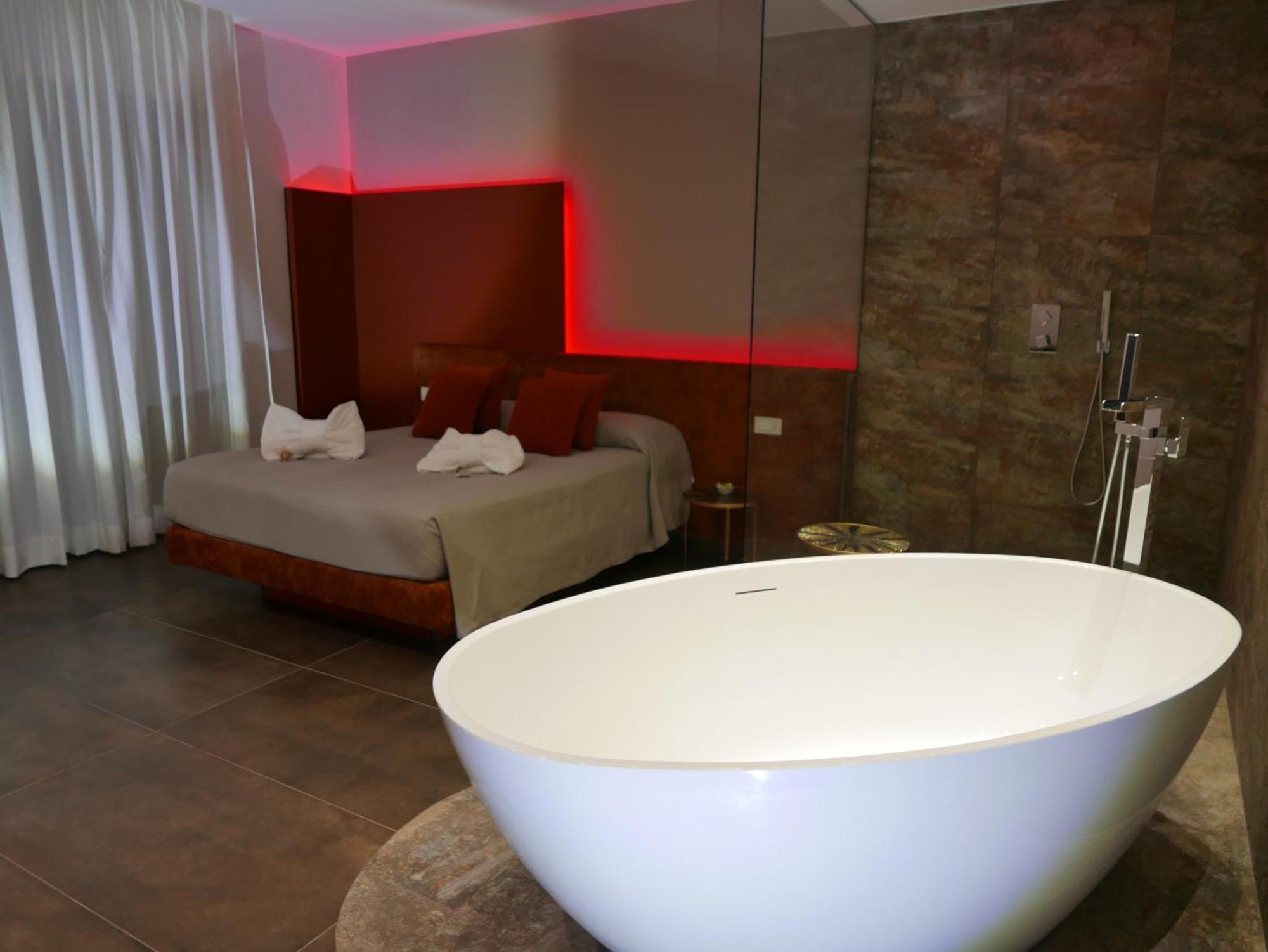Re Lazzarone Suite Napoli Bagian luar foto
