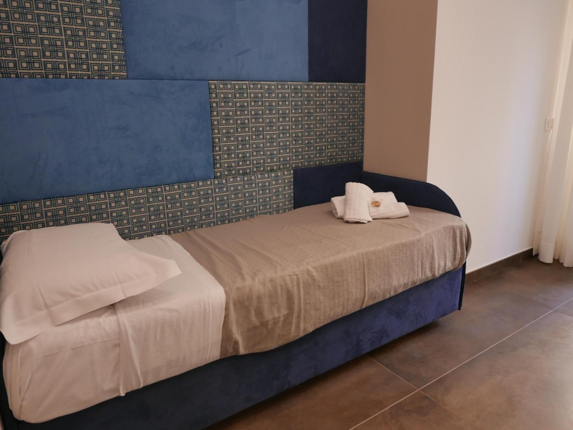 Re Lazzarone Suite Napoli Bagian luar foto