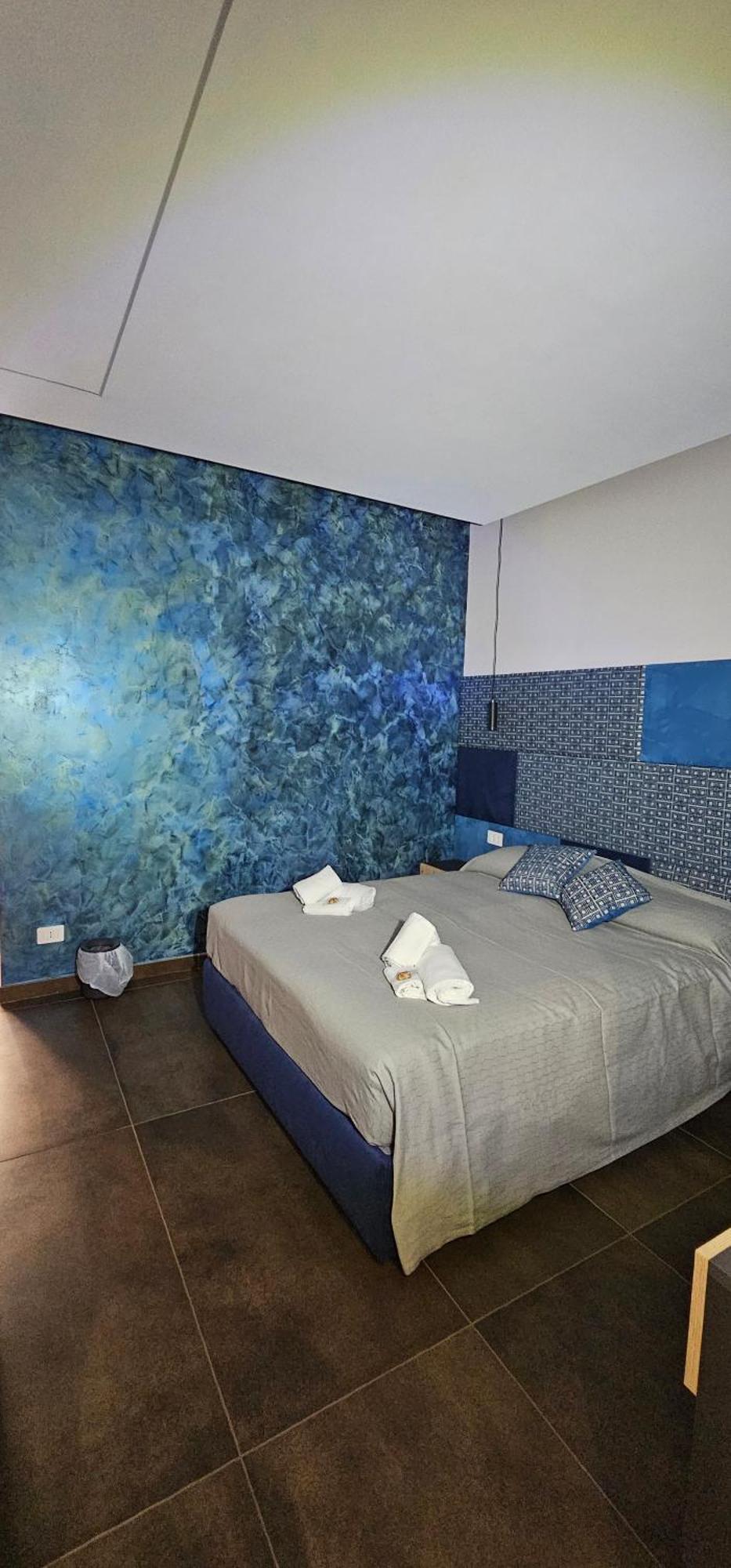 Re Lazzarone Suite Napoli Bagian luar foto