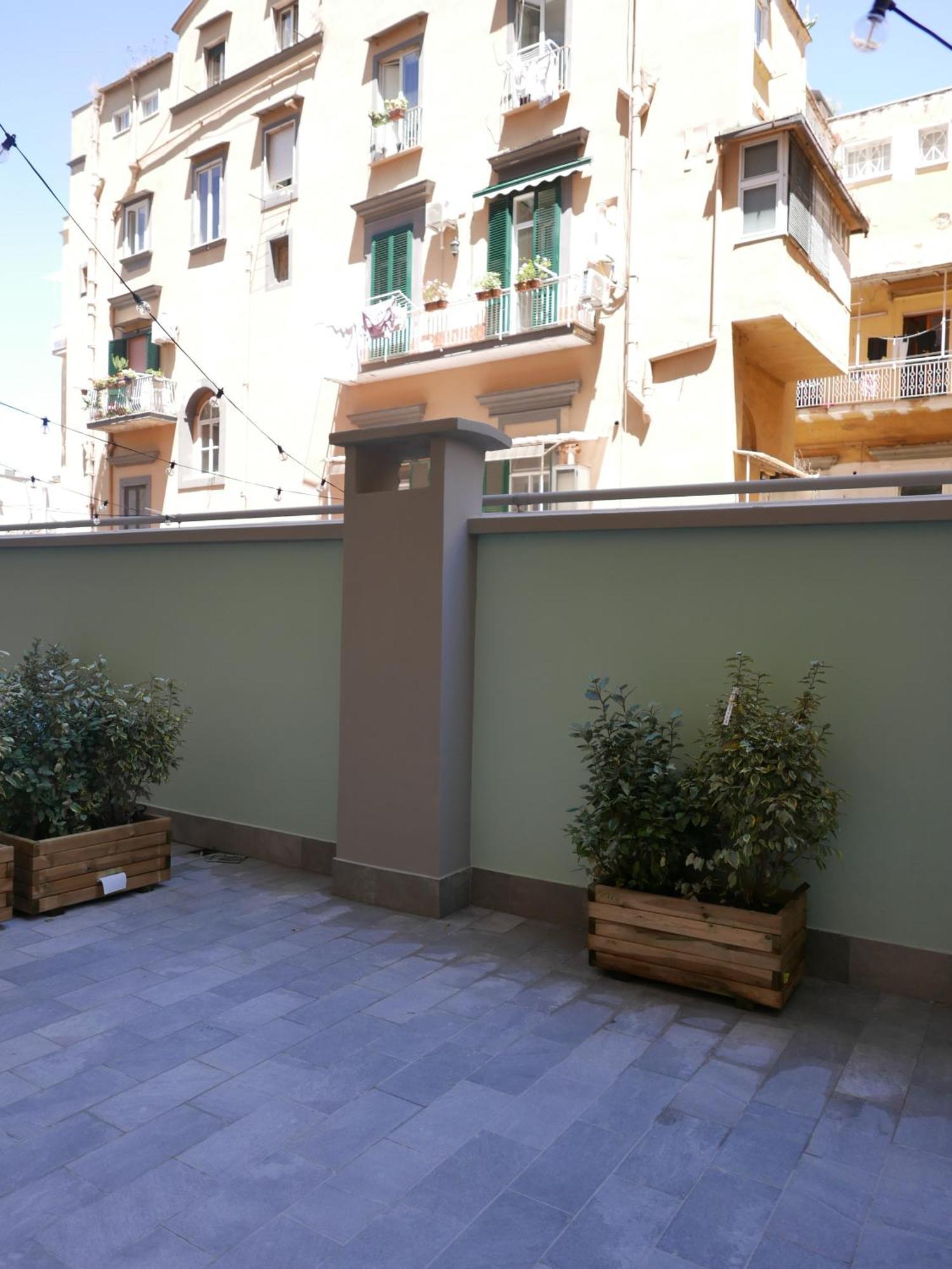 Re Lazzarone Suite Napoli Bagian luar foto
