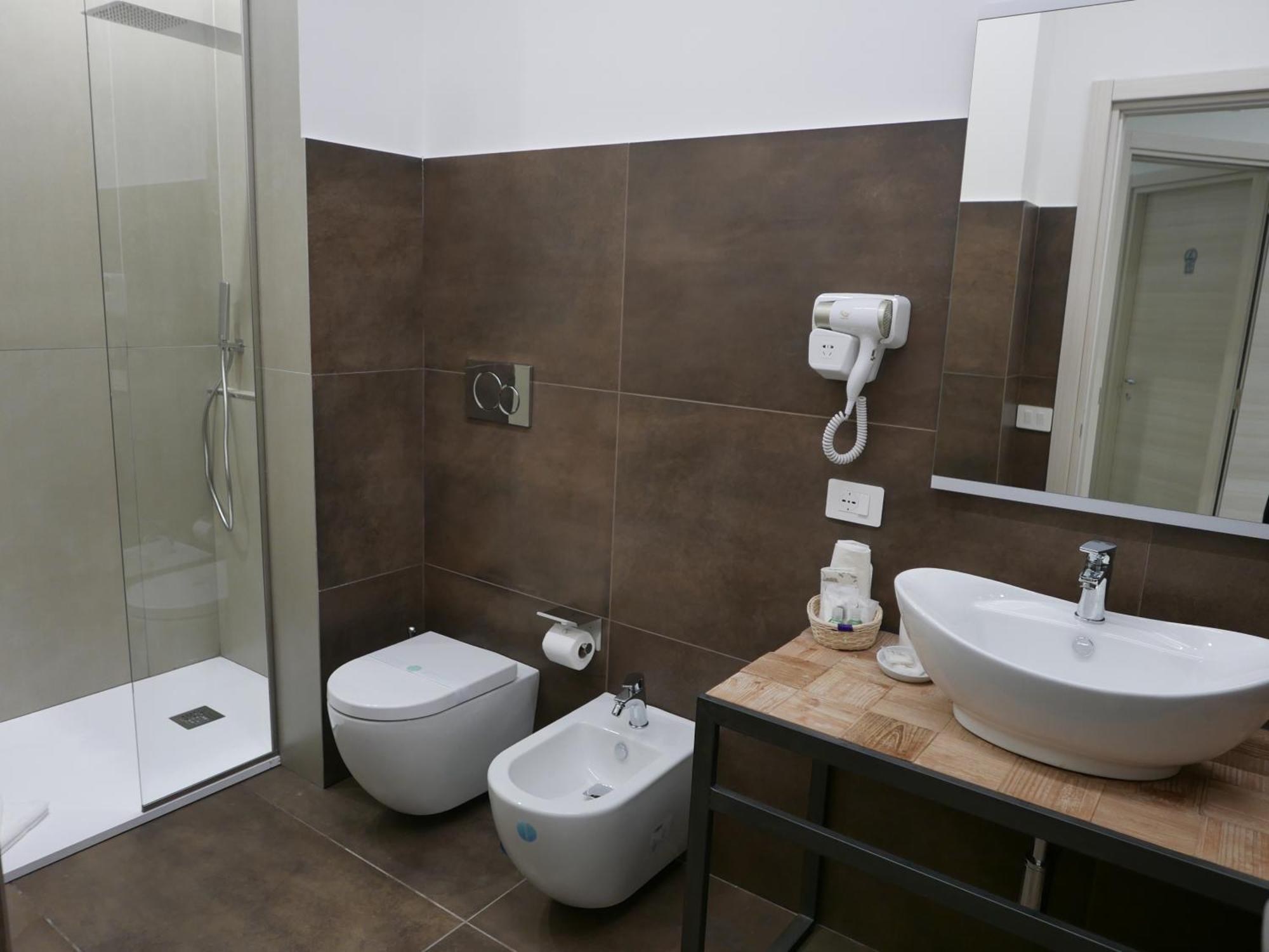 Re Lazzarone Suite Napoli Bagian luar foto