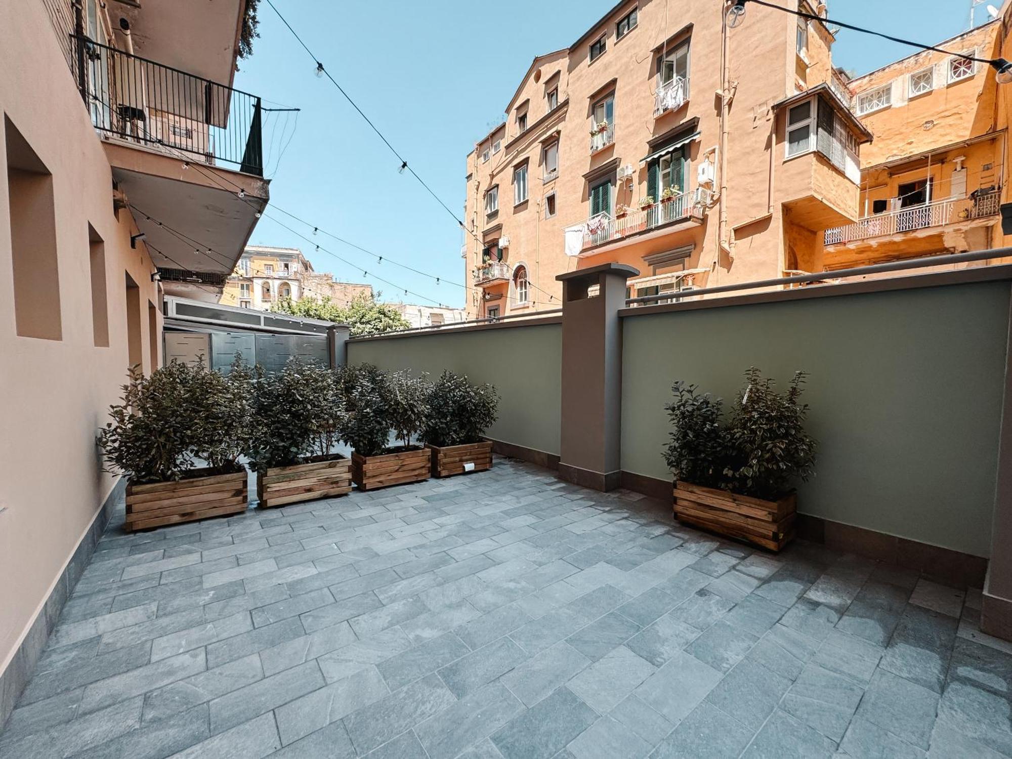 Re Lazzarone Suite Napoli Bagian luar foto